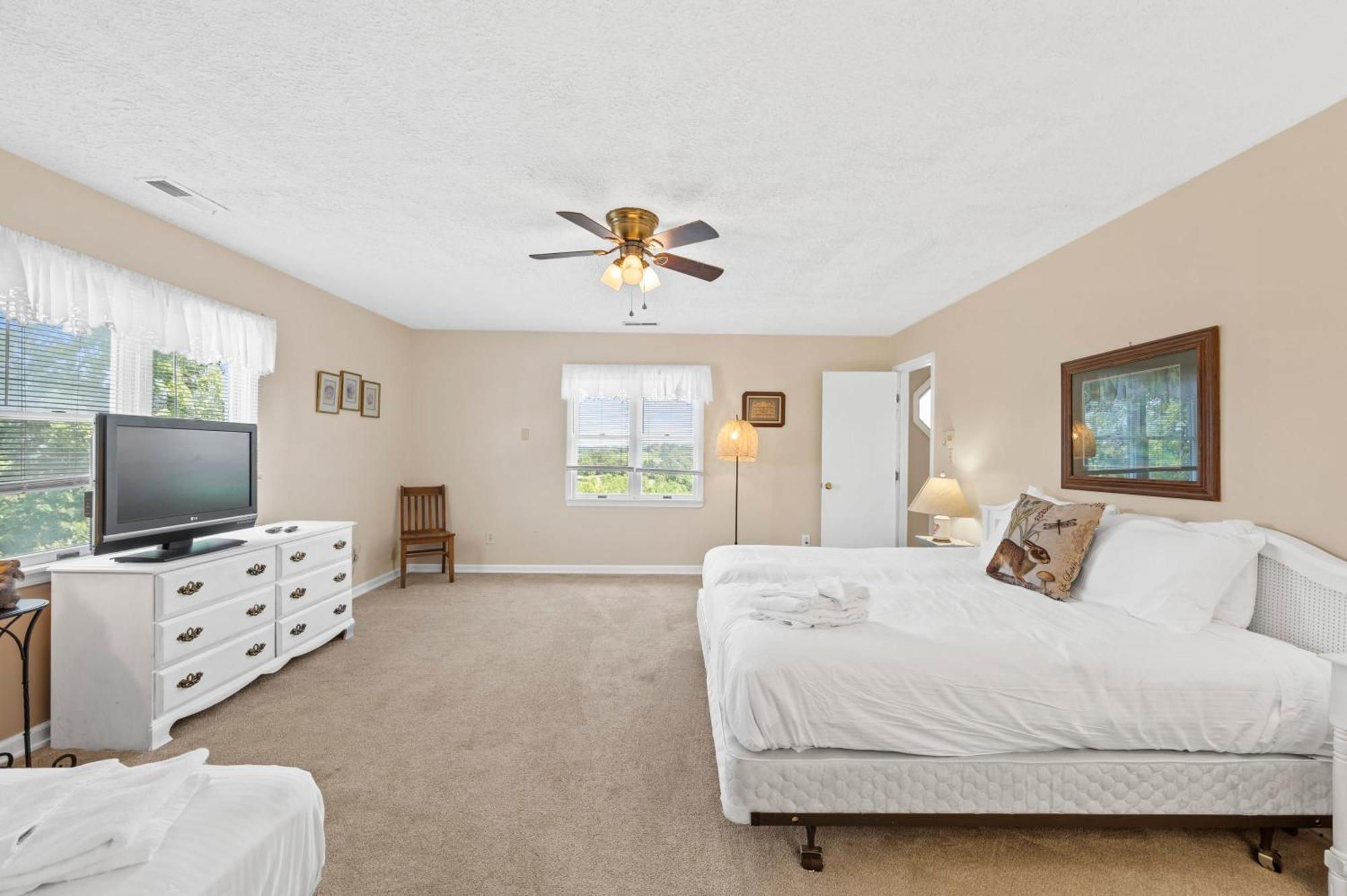 Big Family Lodge Near Ark Sleeps 16 Williamstown Luaran gambar