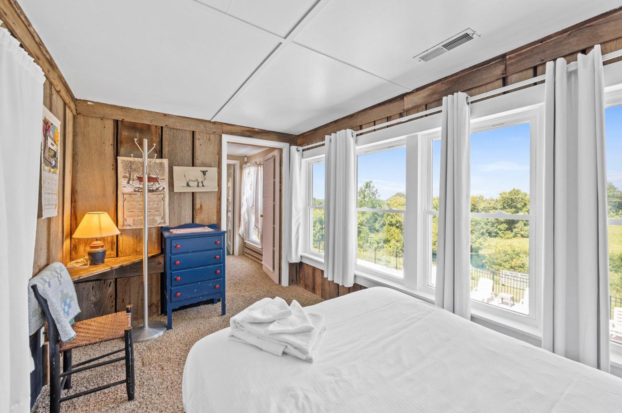 Big Family Lodge Near Ark Sleeps 16 Williamstown Luaran gambar